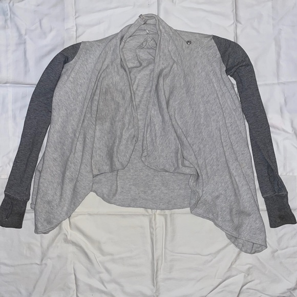 Ivivva wrap - Picture 2 of 2